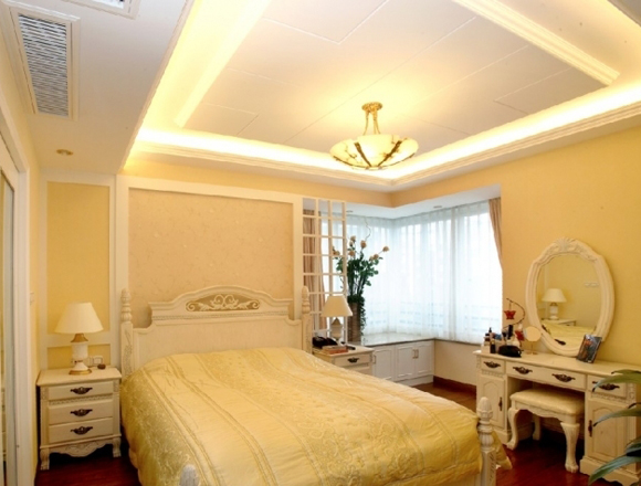 ����װ������